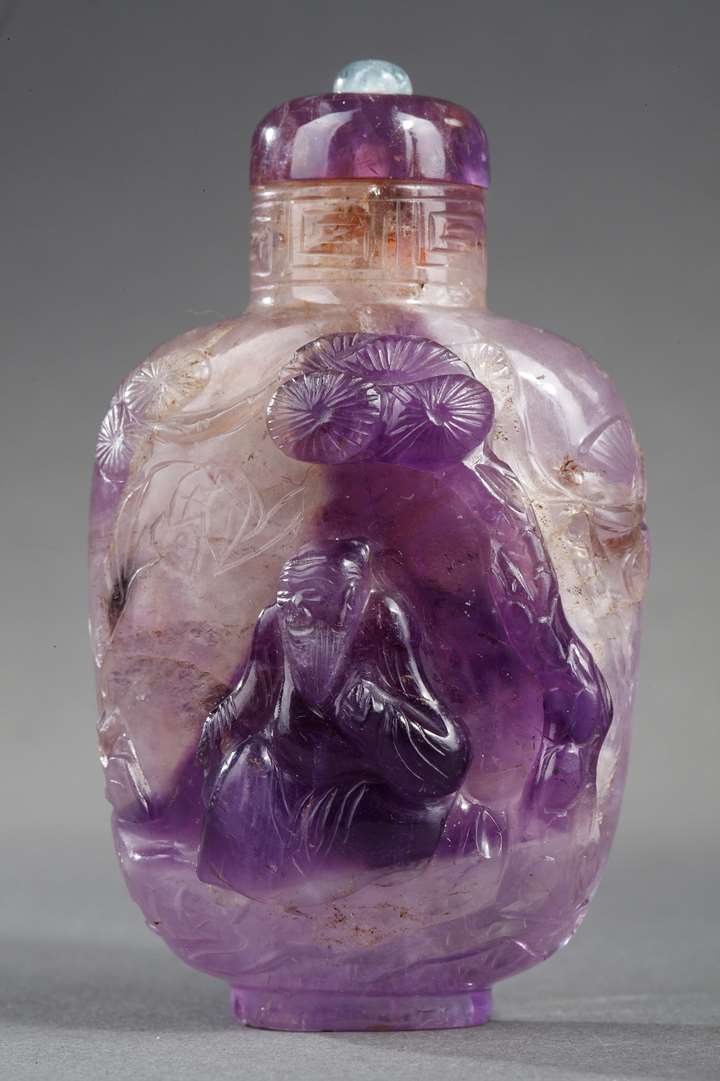 Snuff bottle rock crystal amethyst  sculpted with Shou Lao